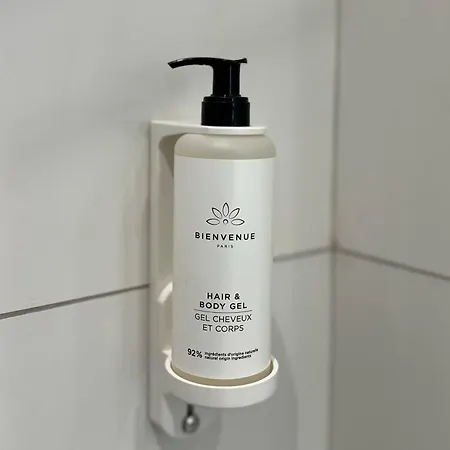 Spacious - 1 Minute Walking From Center Тирана